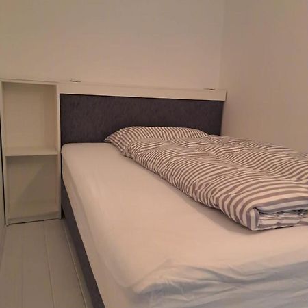 Ruhige Art-Garconniere Mit Balkon Apartment เวียนนา ภายนอก รูปภาพ
