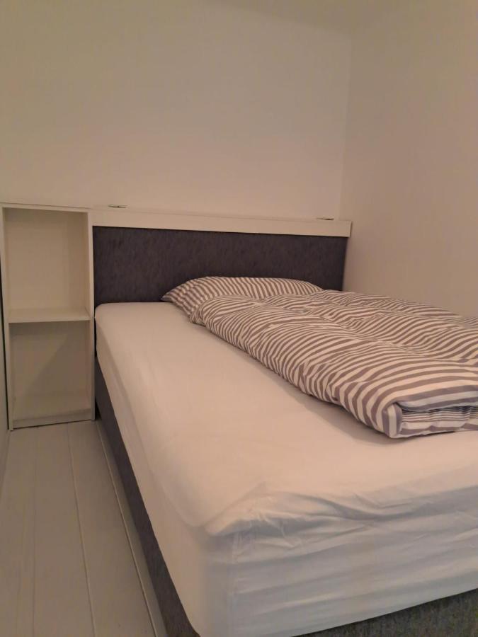 Ruhige Art-Garconniere Mit Balkon Apartment เวียนนา ภายนอก รูปภาพ
